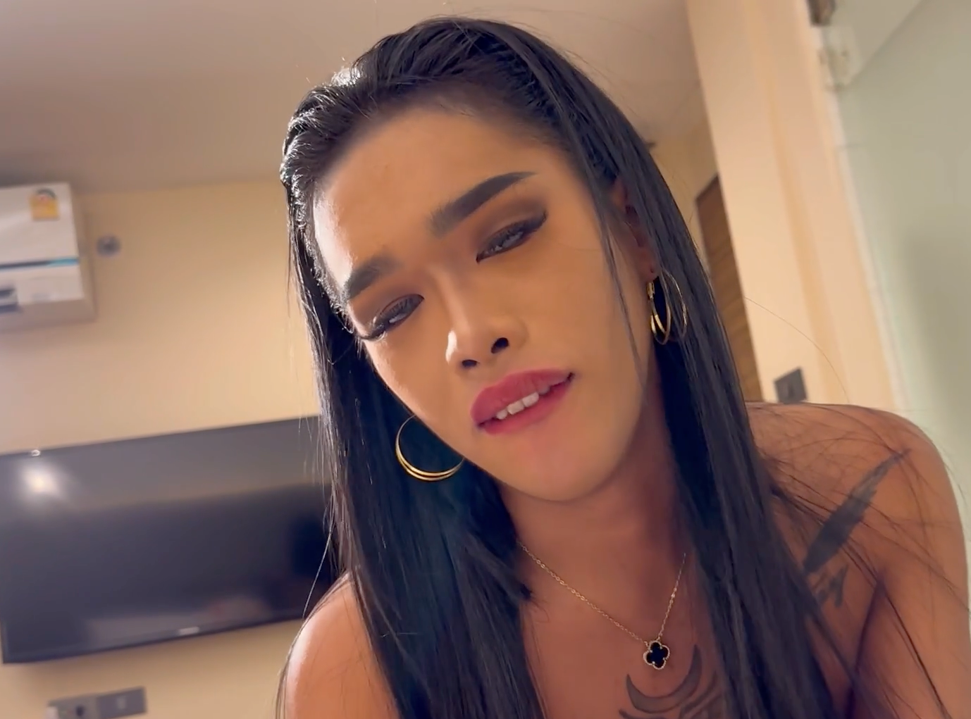 mv