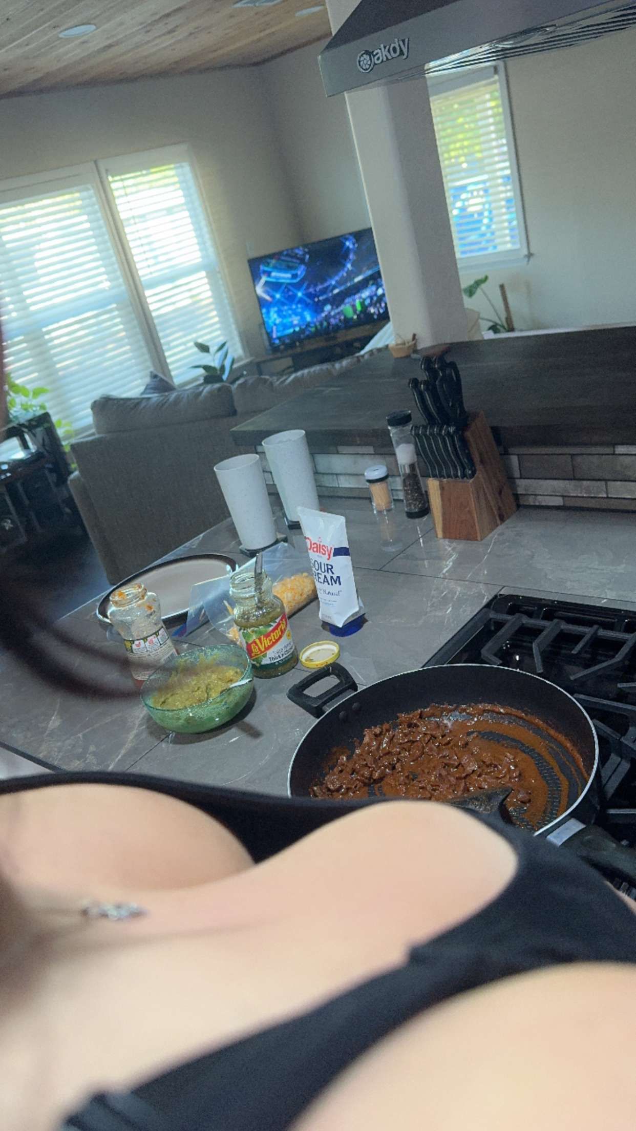 mv