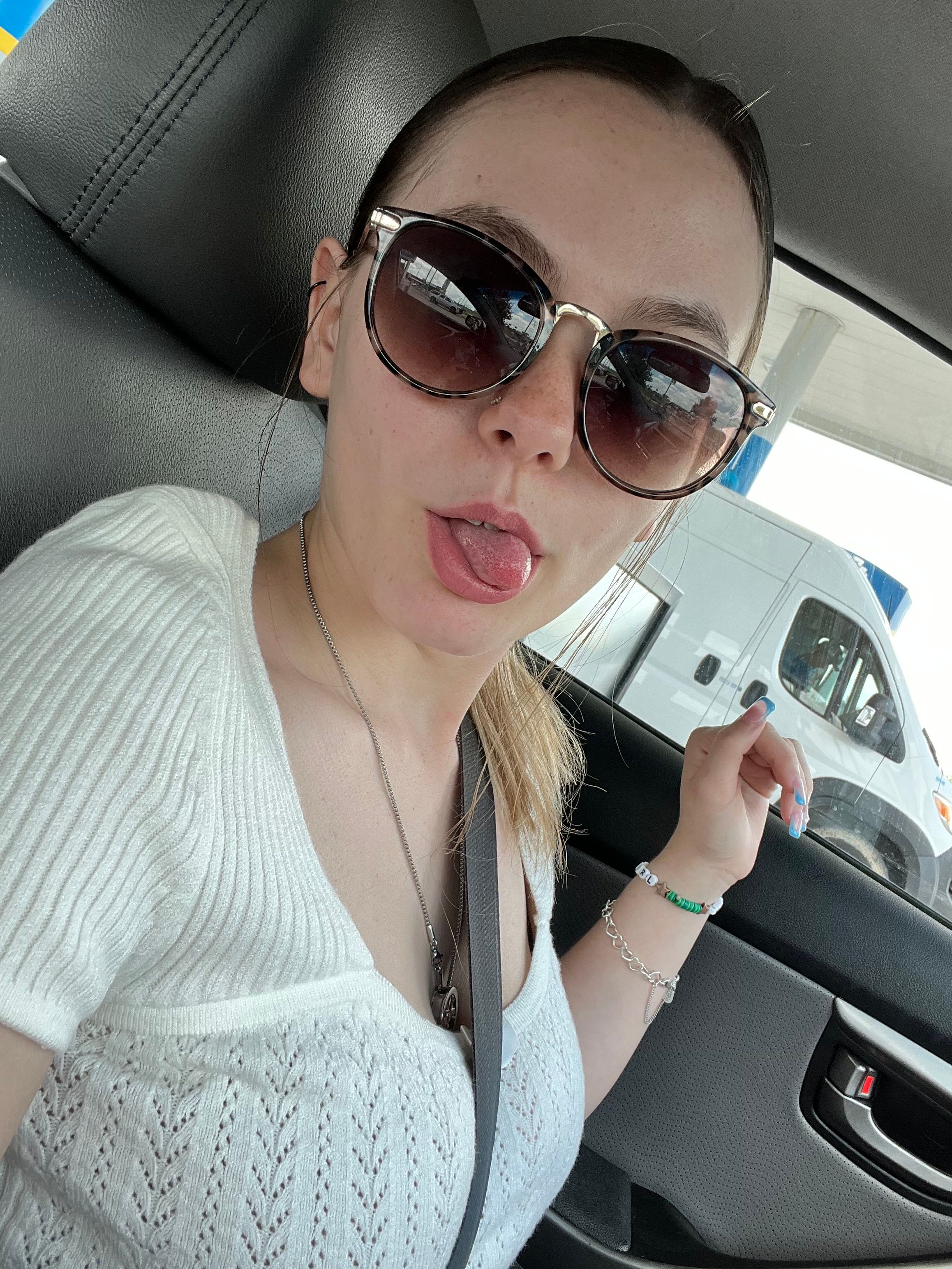 mv