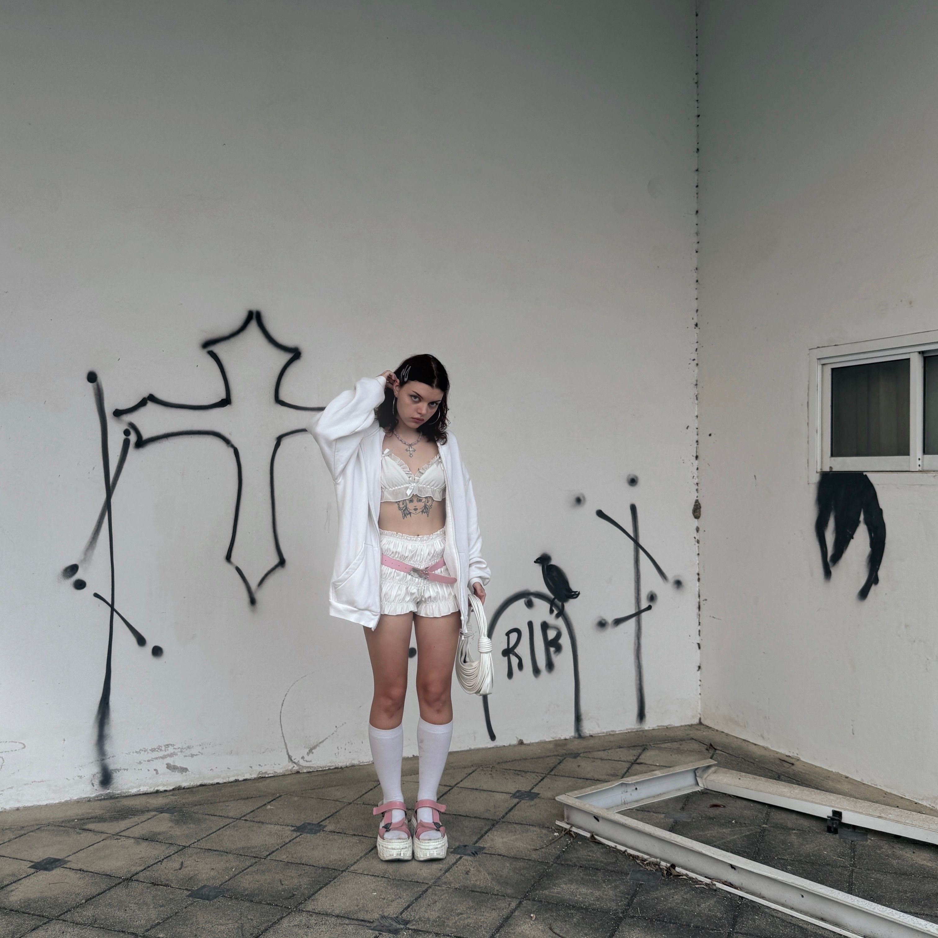 mv